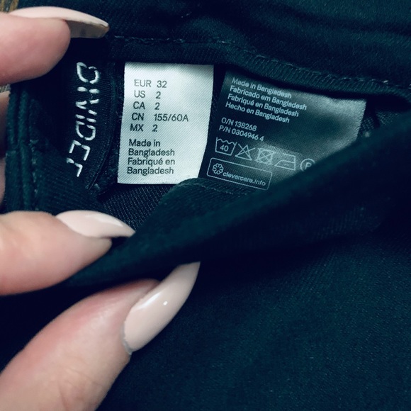 H&M ankle length pants - Picture 3 of 4